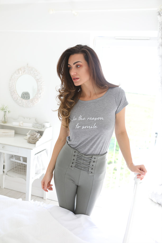 Be The Reason To Smile Relaxed - Forever Chic
